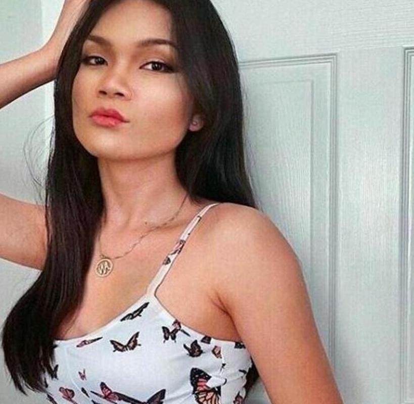 ColorfulPoppins from Devon,United Kingdom