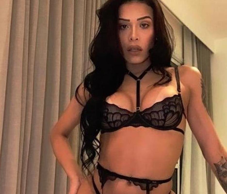 NeonGlimpse from Liverpool,United Kingdom